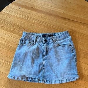 Mini skirt fits like small!